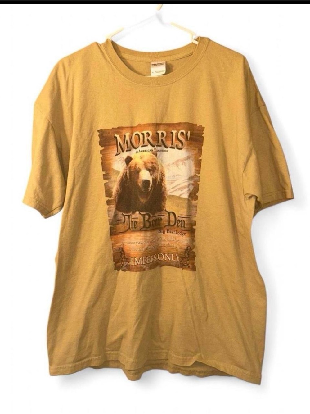 Gildan morris the bear den Brown Graphic Bear Print Dog Tee